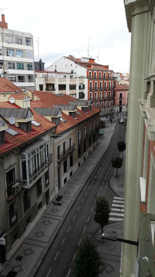 Emilia -calle Claudio Moyano Appartement *